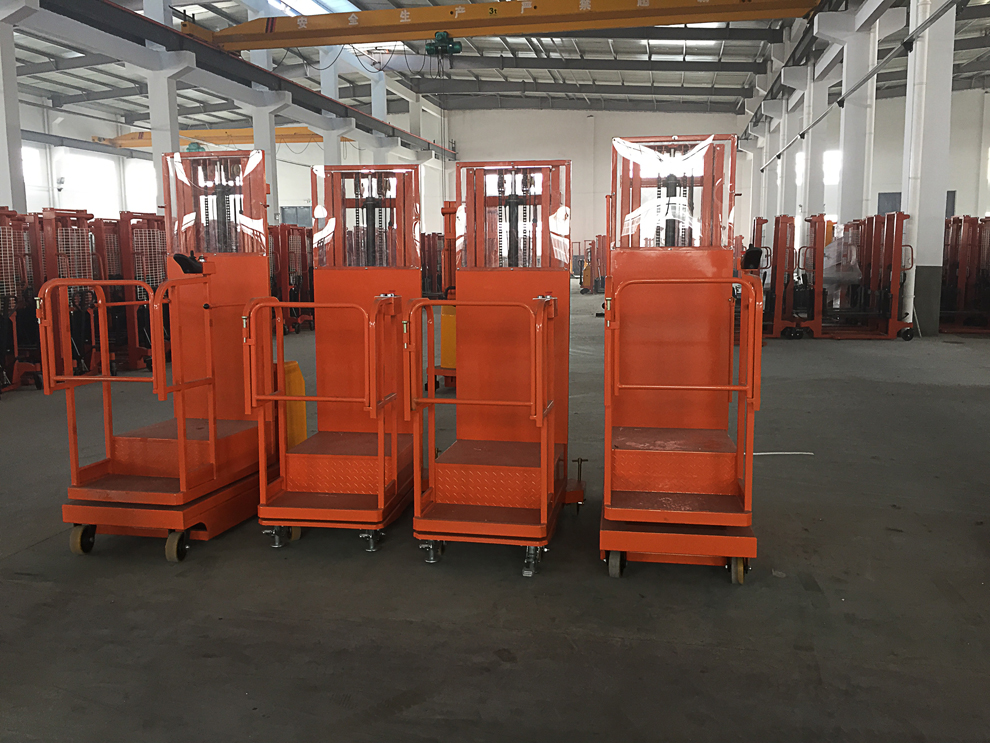 SEP semi-electric order picker